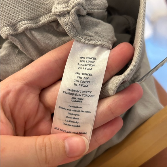 Faherty Arlie Day Shorts 4” Stone Grey - Picture 5 of 5